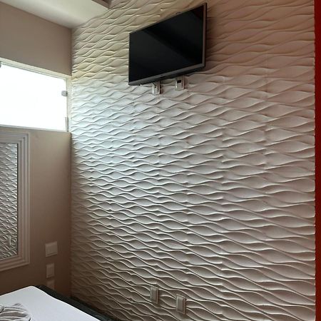 Up Stairs Motel Adults Only 贝廷 外观 照片